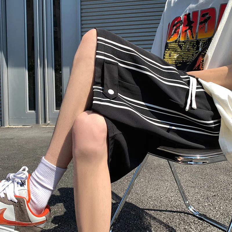 

Мужские шорты из ледяного шелка, летние, тонкие, в полоску, повседневные, свободного кроя, спортивные, прямые, модные, длиной до колена, молодежная одежда