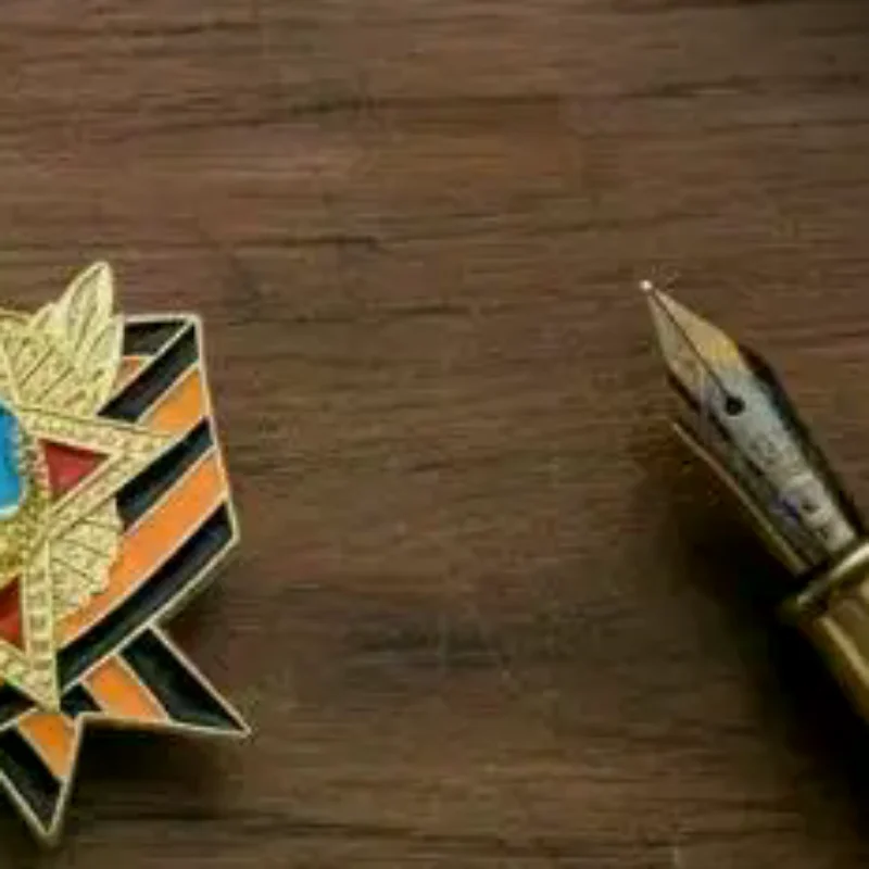 Ribbon Badge With Russian Flag Enamel Lapel Pin Victory Day Order Memorial Brooch Festive Symbol Pin