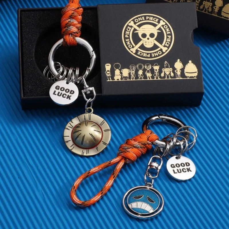Llavero de Acero de Titanio de One Piece, Colección de Artículos de Animación con Luffy, Sombrero de Paja, Ace, Solonro, y Diseños de los Anuncios de Se Busca y Premios