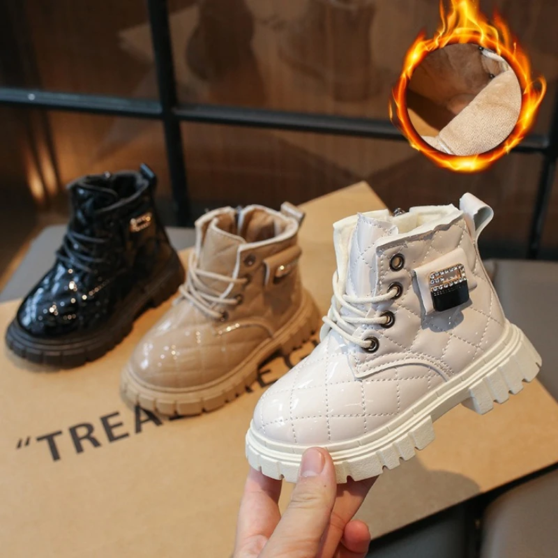 

Child Snow Boot2025Winter New Fashionable British Style Sport Boot Simple Child Plush Versatile Men's and Women's Casual Bootsv