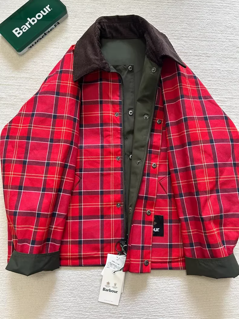 

Reversible Jacket Unwaxed Short Green