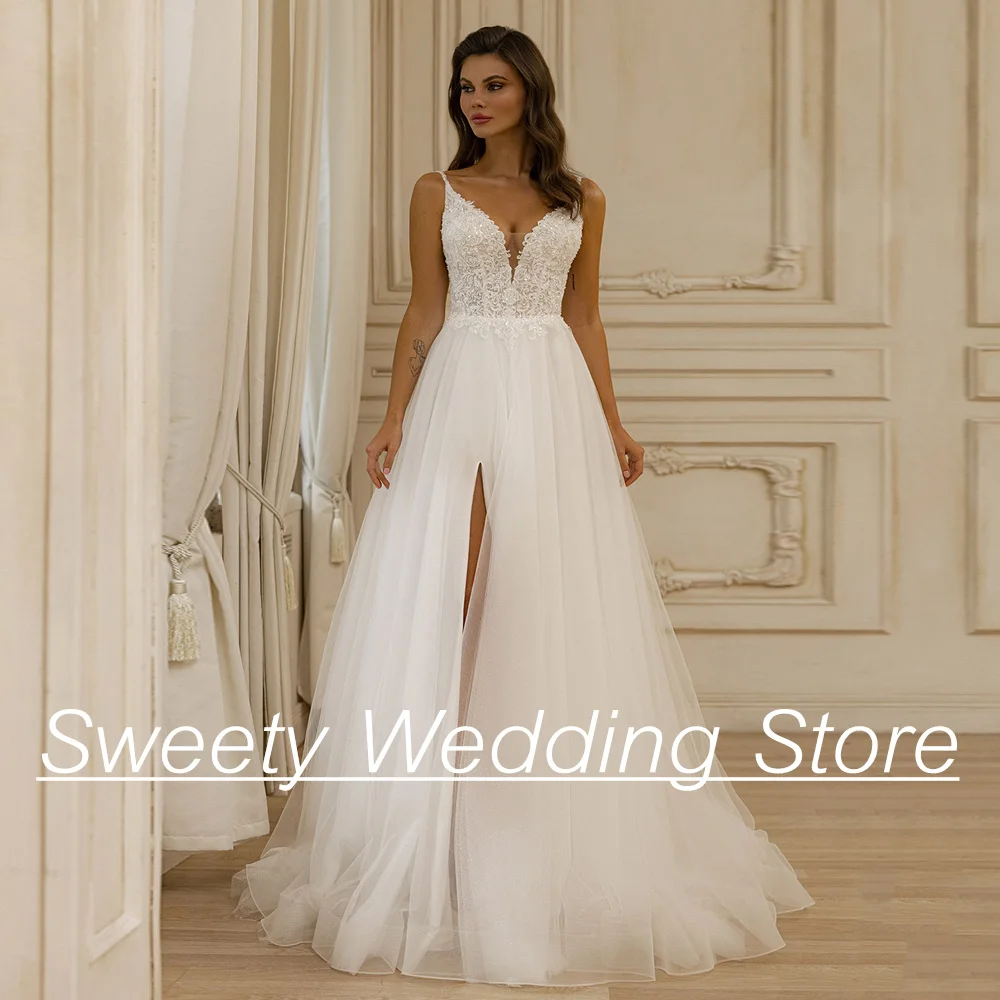 

Свадебные платья на заказ для невесты, Новое поступление, блестящее платье на тонких бретельках с блестящей аппликацией и V-образным вырезом, Тюлевое свадебное платье со шлейфом, платья