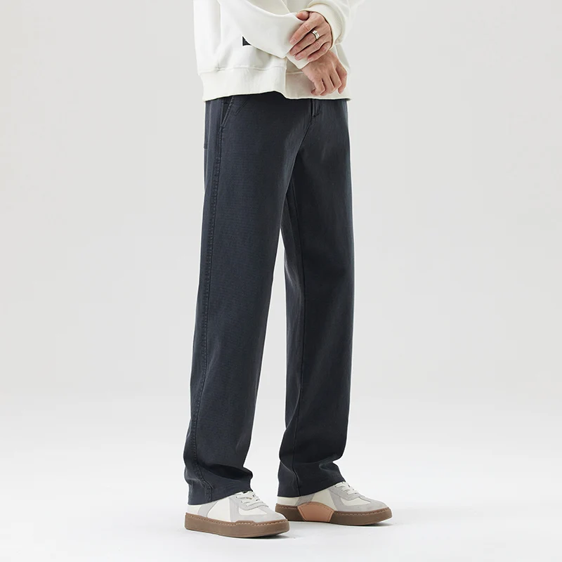 กางเกงขายาวทรงตรงหลวมผู้ชายผ้าไลโอเซลล์ รุ่นปี 2025 สำหรับฤดูใบไม้ร่วงและฤดูหนาว ผ้าพลิ้วสบาย ใส่ได้หลายโอกาส กางเกงลำลองไซส์ใหญ่พิเศษ 5XL