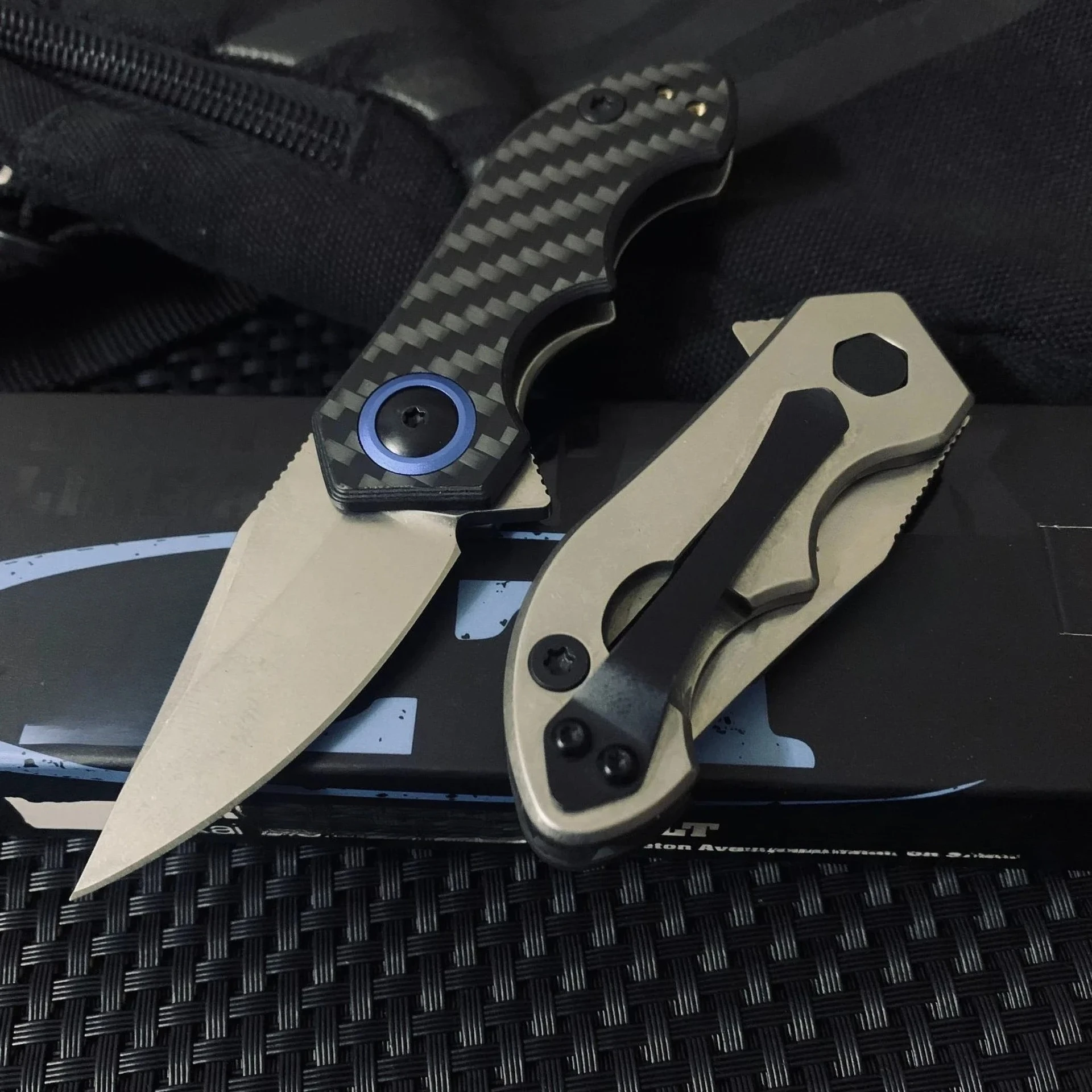 

Мини-складной нож Z 0022, лезвие CPM-20CV, ручка из углеродного волокна, ежедневный портативный и портативный аварийный инструмент, открытый нож