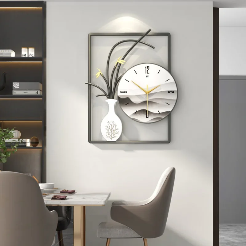 New Chinese Style Wall Clock - Light Luxury Minimalist Design for Living Room, Creative Home Hanging Net Red Timepiece