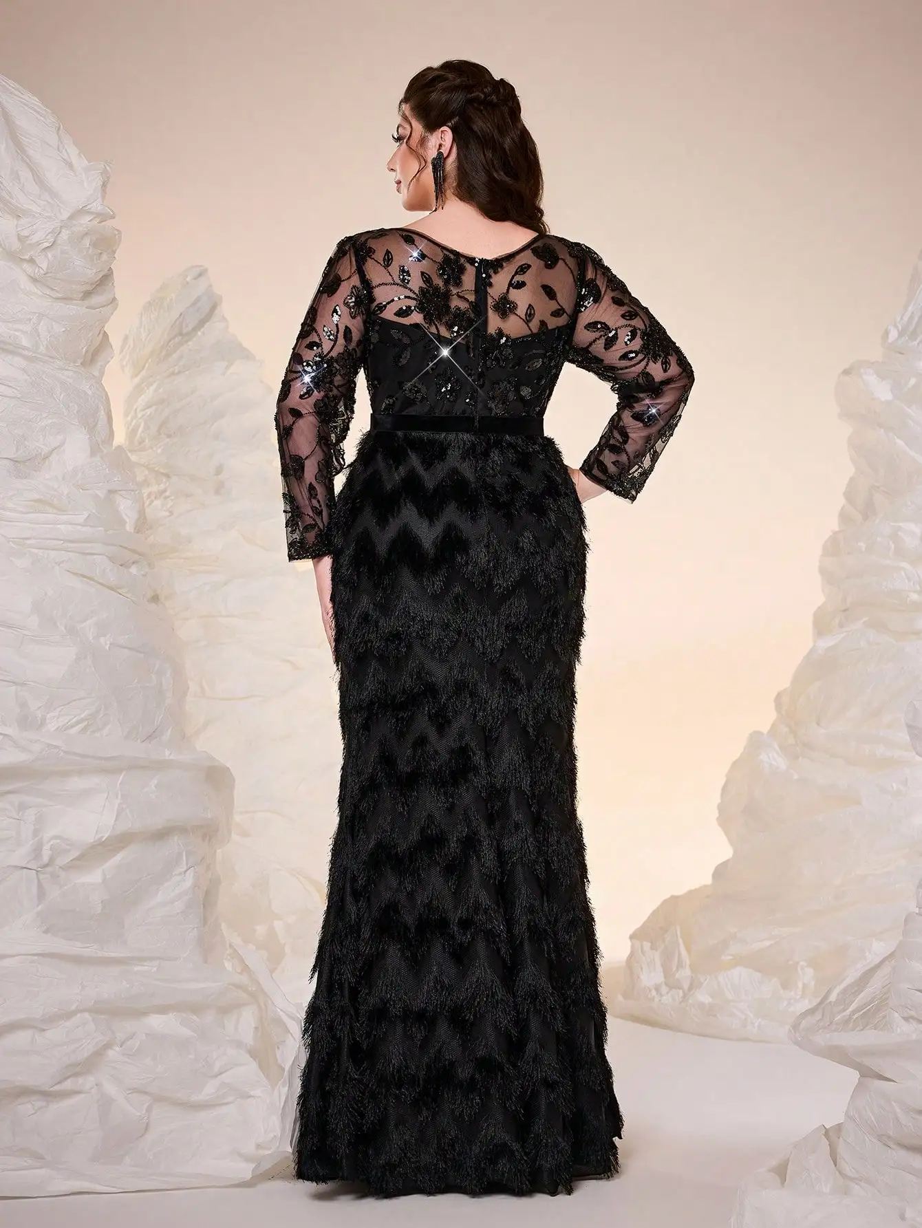 New Arrival，Round neck，Sequin，Large size Shining，Evening gown dress，belt，perspective，Package hip，Mermaid hem，FOR Dinner party