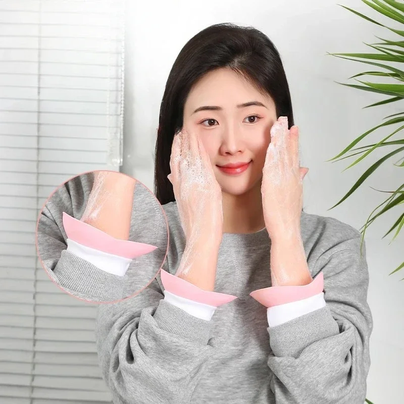 1 pair Silicone Waterproof Face Wash Wristbands Splash-Proof Adult Sleeves for Household and Hair Washing Universal Guard Cuffs