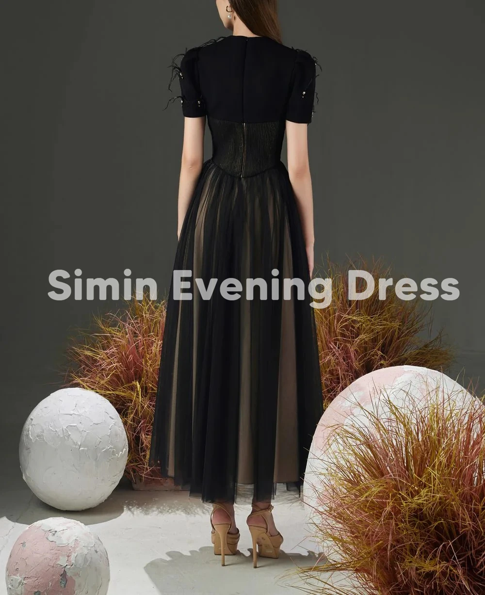 Simin المرأة الخامس الرقبة الفراء مطرز تول ألف خط فساتين سهرة بسيطة بأكمام قصيرة الكاحل طول فساتين أنيقة رسمية 2025 #2