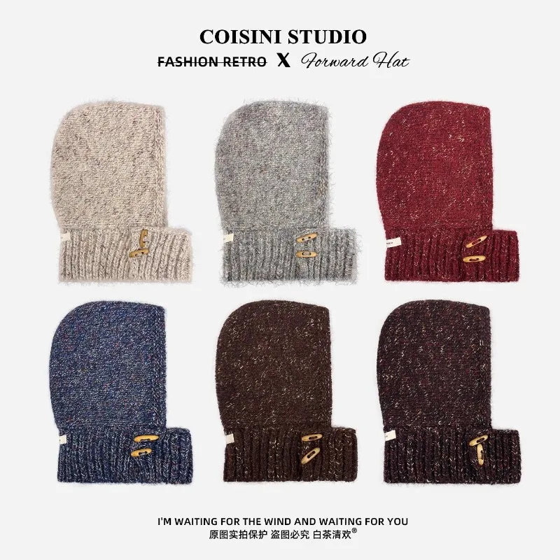 

Корейская мода, разноцветные вязаные шапки-балаклавы в стиле ретро с роговой пряжкой для женщин, зимняя теплая универсальная литературная шапка-бомбер для путешествий