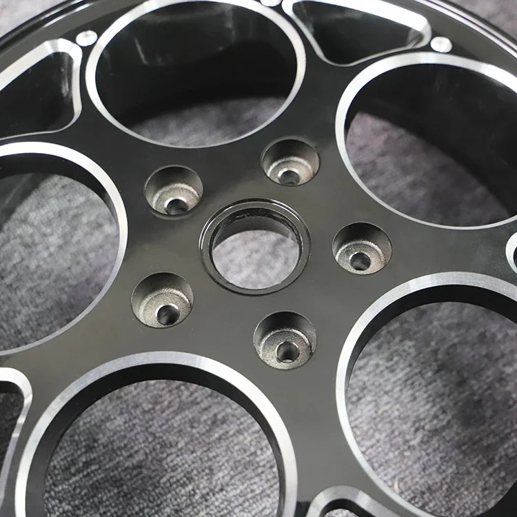 6061-A عجلات ألومنيوم CNC Sprint 300CC حافة سكوتر أسود لامع 3.0*12 بوصة لفيسبا GTS #2