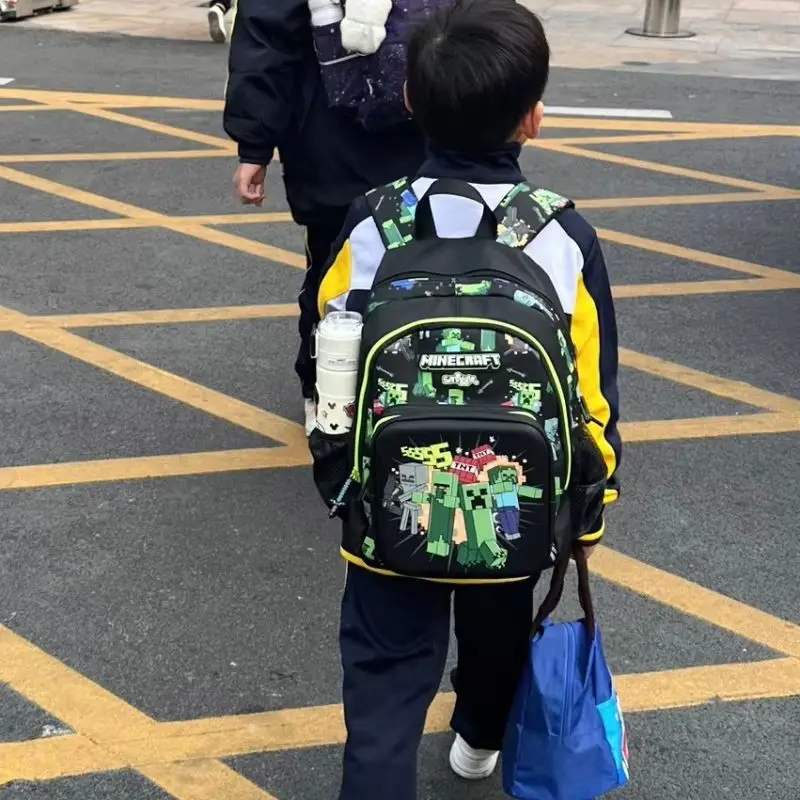 Mochila escolar de la serie de dibujos animados con diseño de anime para estudiantes, artículos de papelería genuinos, en stock en Australia.