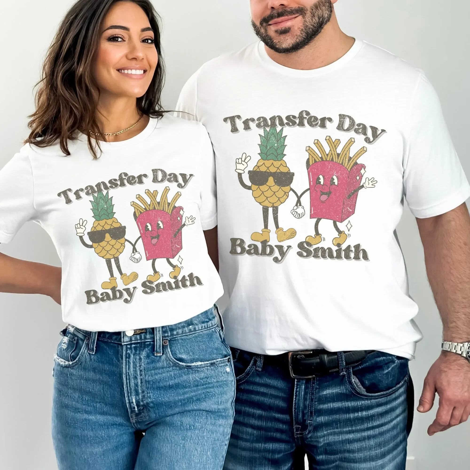 Personalisiertes T-Shirt für Paare zum IVF-Transfertag, niedliches Retro-Ananas-Pommes-Frites-T-Shirt für Sie und Ihn, Glücksbringer