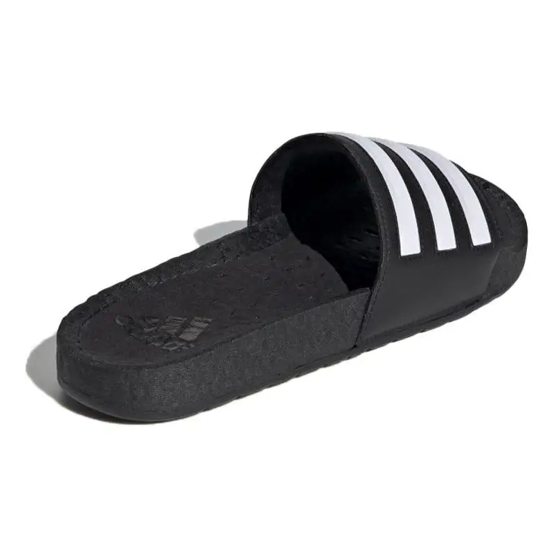 adidas Adilette Boost Slides Nero Strisce Bianche Scarpe da ginnastica FY8154