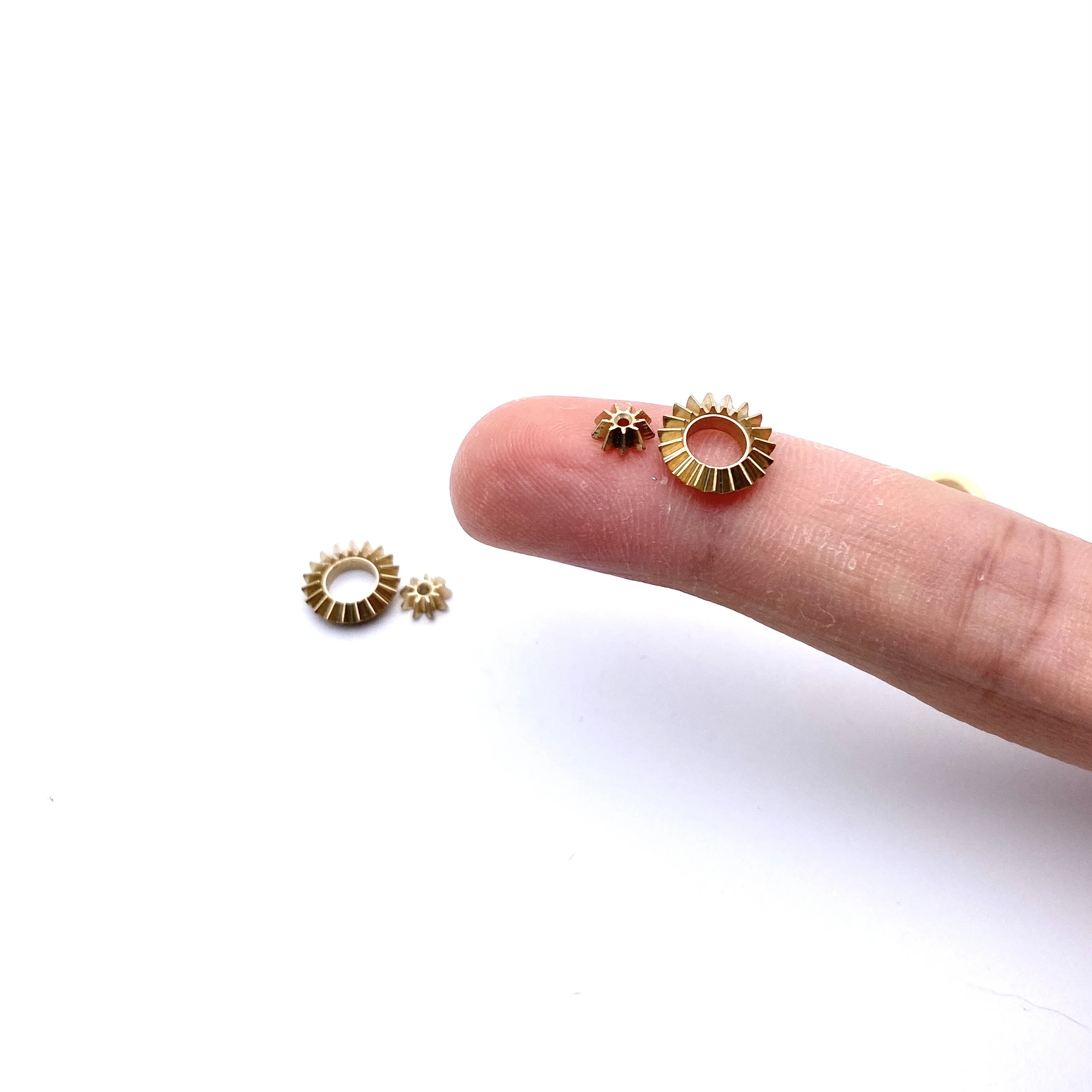 Engrenagem cônica de latão de precisão 0,5M 9/19 Dentes Unidade de redução de 90 graus DIY Micro modelo de carro