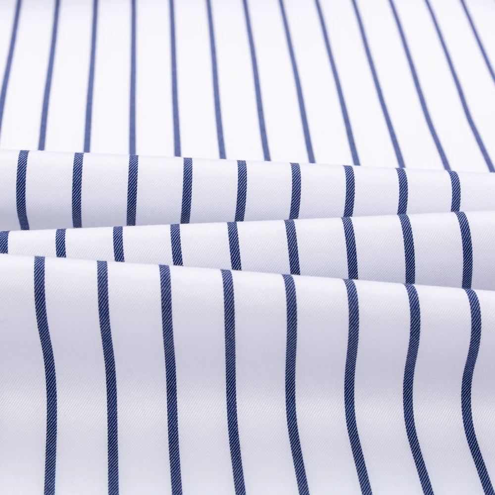 قمصان رجالية منقوشة مخططة غير حديدية بأزرار سفلية قميص قطني بكم طويل للأعمال خالية من التجاعيد قمصان عادية تناسب القماش القطني