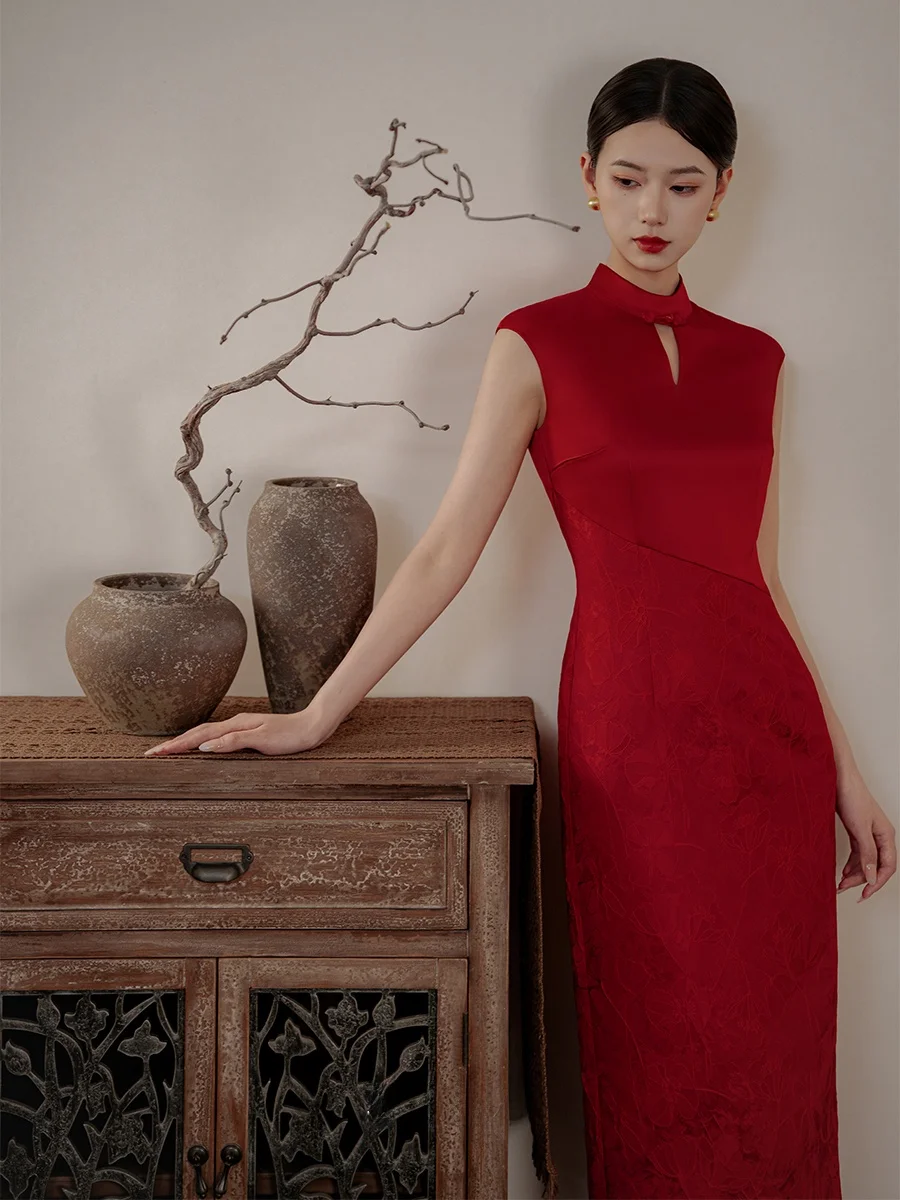 

Красное китайское свадебное платье в стиле фэн-шуй для помолвки, свадьбы, церемонии возвращения домой, создающее ощущение роскоши