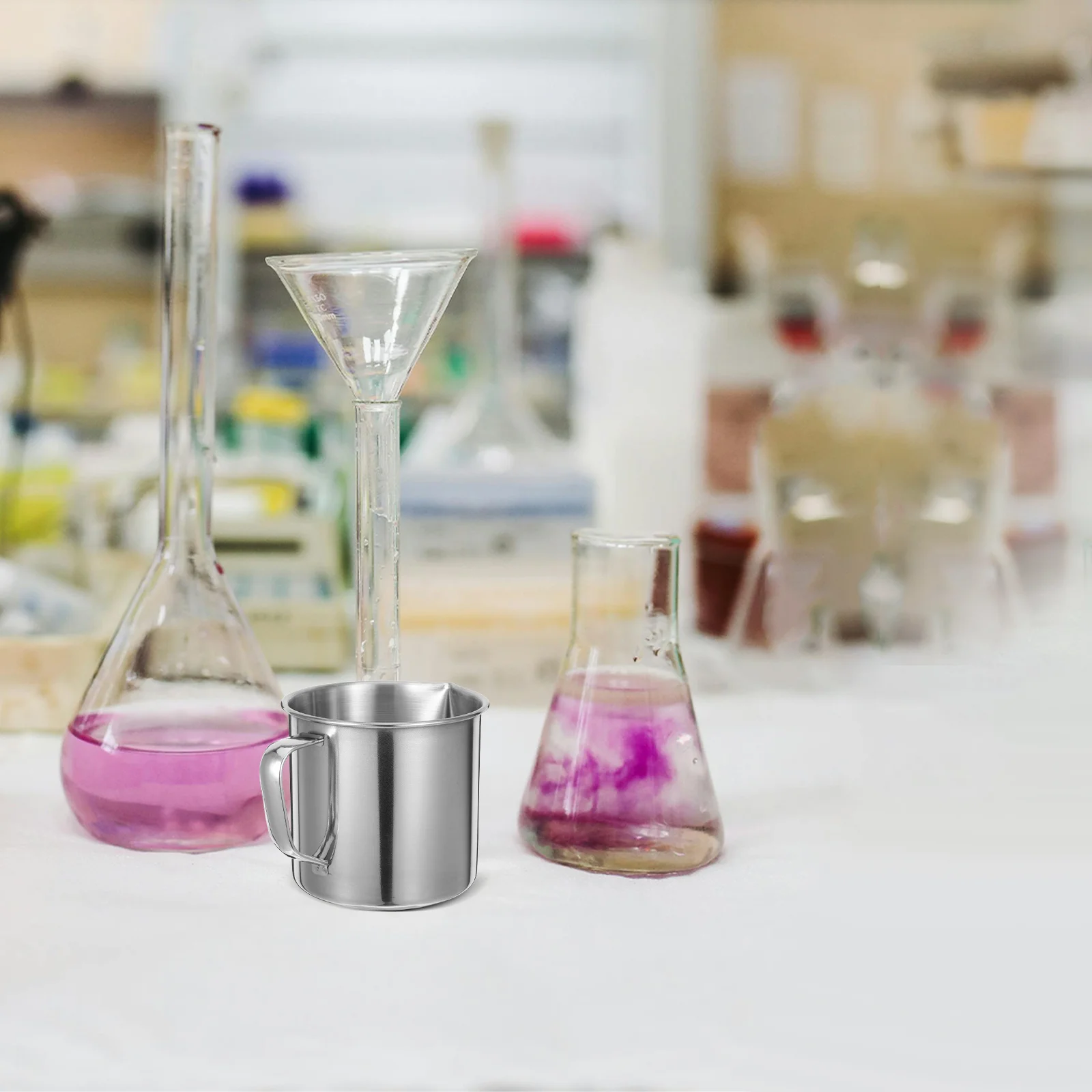 

Stainless Steel Measuring Cup with Scale Laboratory Grade Reusable Pouring Beaker for Bar Party Use