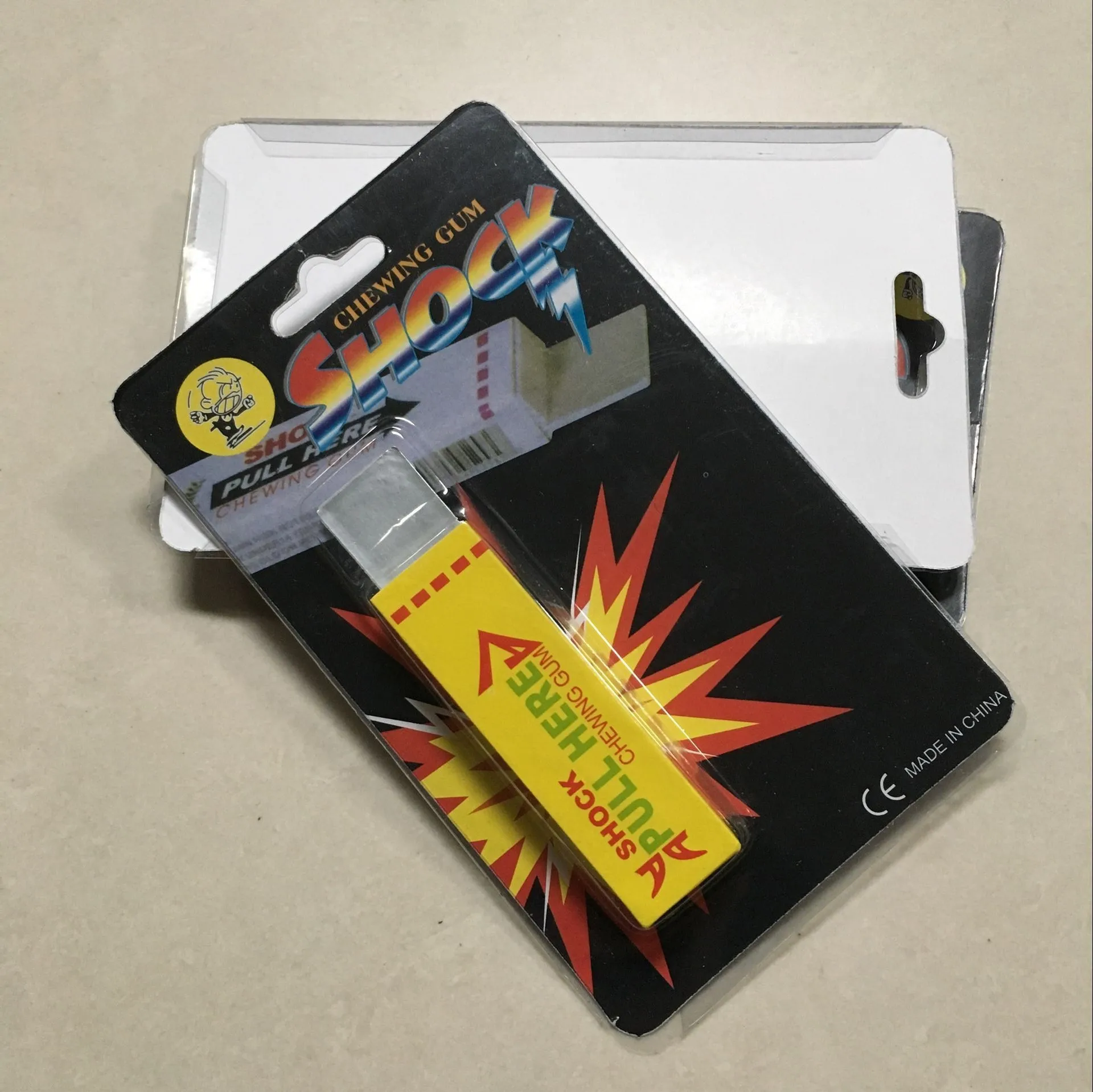 Electric Shock Joke Chewing Gum Pull Head Shocking Toy Gift Gadget Prank Trick Gag Funny