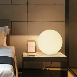 Creative Glass Ball Table Lamp Frosted Globe Table Lights for Bedroom Beside Lamp Nightstand Lamp Living Room Home Art Decor Led