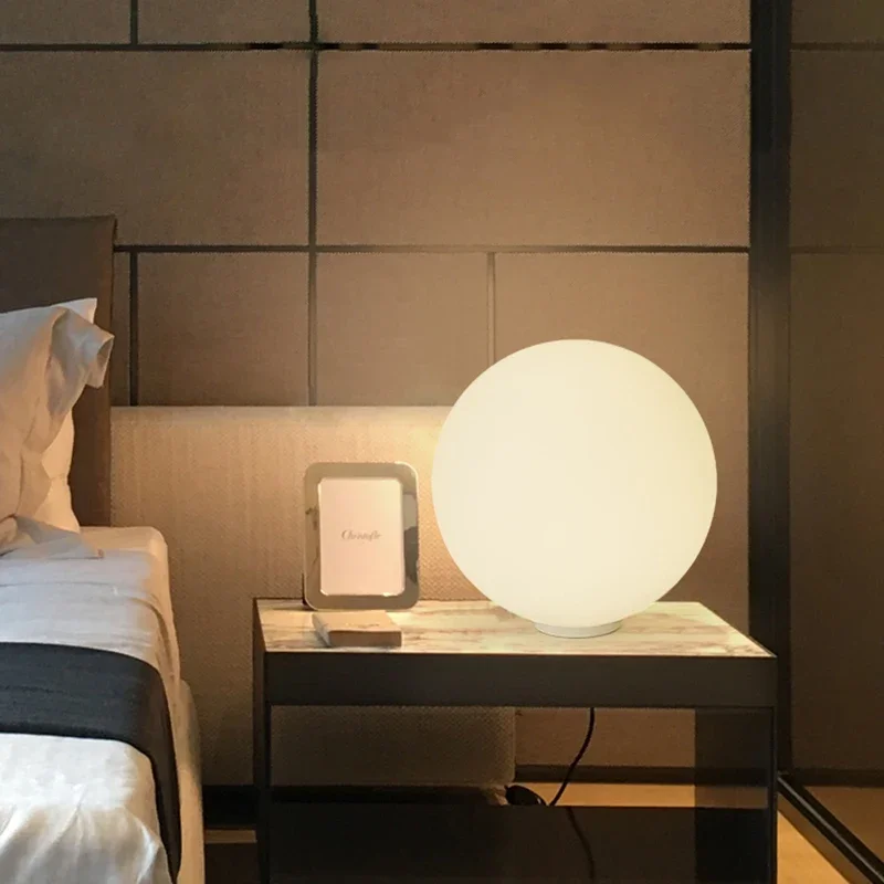 luminaria de mesa criativa com globo de vidro luzes foscas para quarto ao lado da cama para decoracao de casa sala de estar arte e decoracao 01