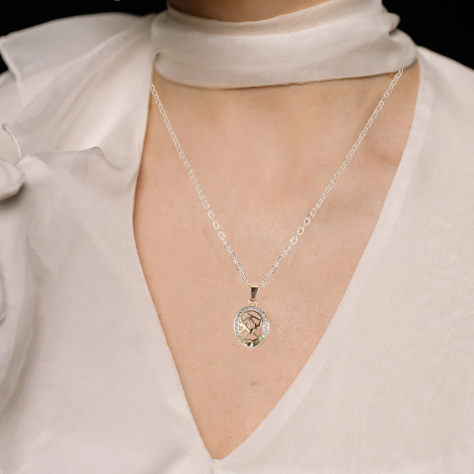 

1Pair Couples Sun Moon Necklace Alloy Pendant Magnetic Clasp Valentine's Day Love Jewelry Sun Charms for Jewelry Making