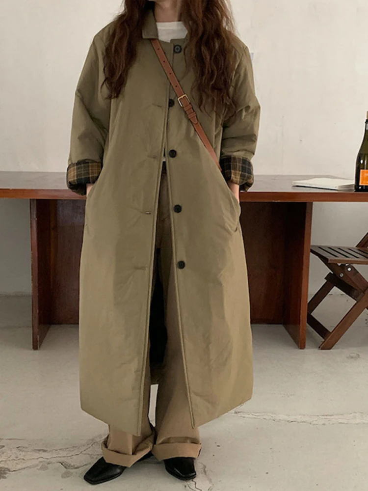 Cappotto in cotone da donna casual lungo allentato con giunture scozzesi retrò Autunno Inverno Nuovo senso del design abbinato per tutte le stagioni