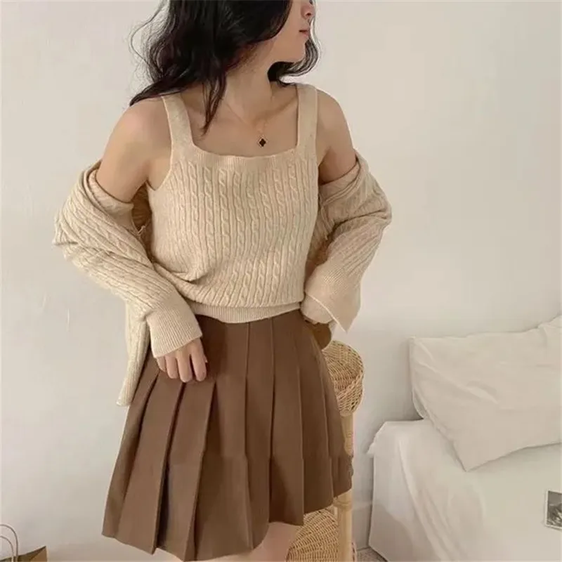 Knitted Cardigan Two-piece Set Spring and Autumn Thickened Sweater Suspender Top Sweater Vest Student Coat White Cardigan Pink