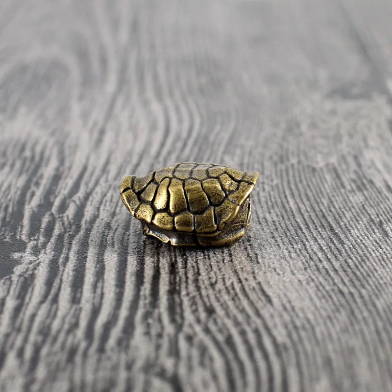 Brass Turtle Shell Pendant Car Keychain Tortoise Shell Action Figures Desktop Car Interior Miniature Ornament Accessories Toys