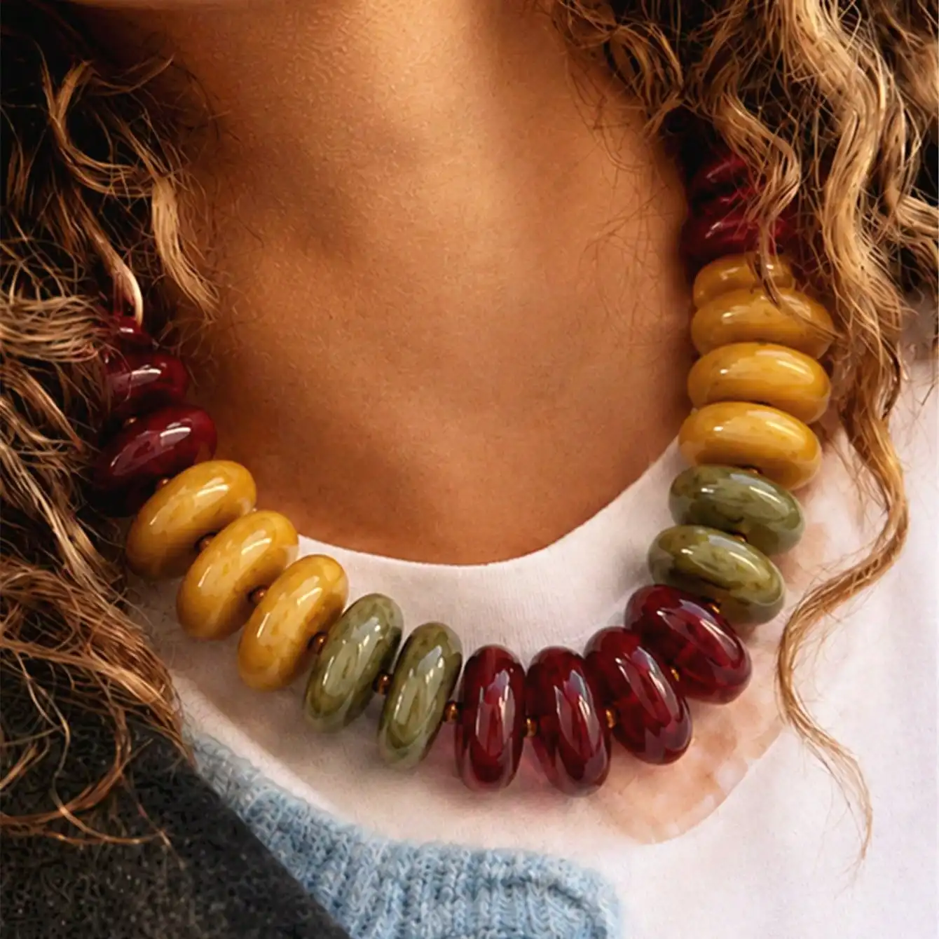 Retro Color Blocked Flat Round Colored Stone Bead Necklace Sophisticated Geometric Women's Jewelry for Everyday Wear Dates