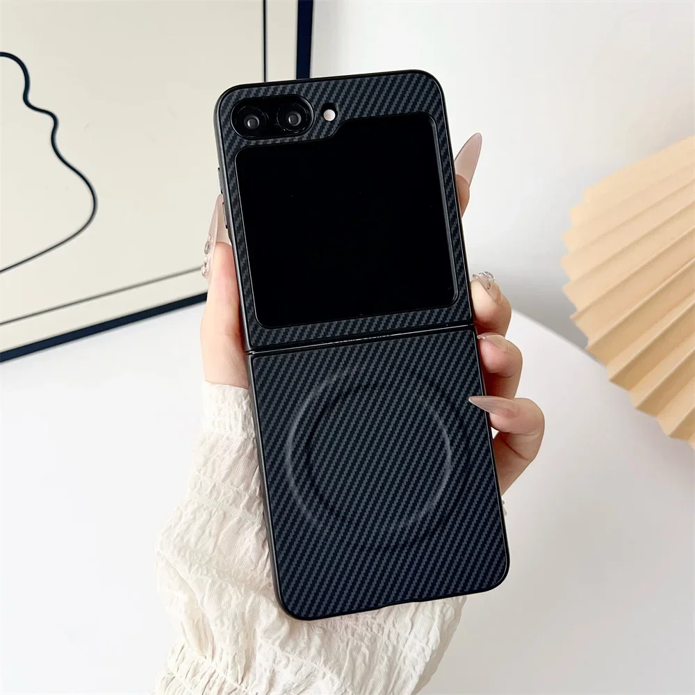 Etui na telefon Samsung Z Flip 6 5 4 3 5G Pokrowiec ochronny z włókna węglowego Magsafe Magnetyczne ładowanie bezprzewodowe Luksusowe skórzane składane