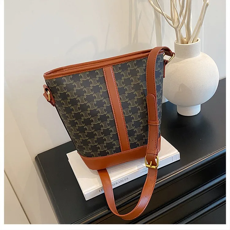 

Classic Elegant Shoulder Bag in Premium Leather, Women's Messenger Bag By Luxury Brand, Famous Designer Handbag