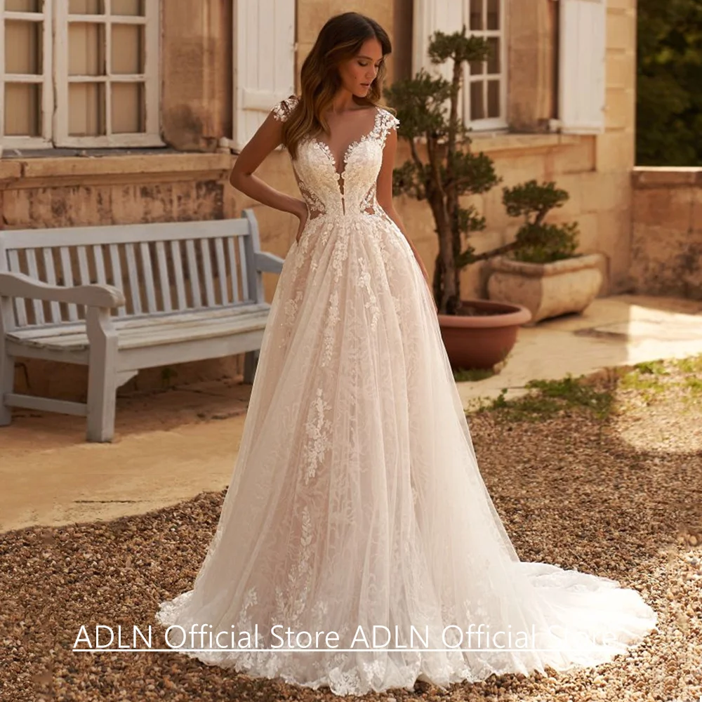 Elegantes Braut-Hochzeitskleid für die Braut, maßgeschneidert, Flügelärmel, V-Ausschnitt, Pailletten, Applikation, Spitze, A-Linie, Brautkleid, Sweep-Zug