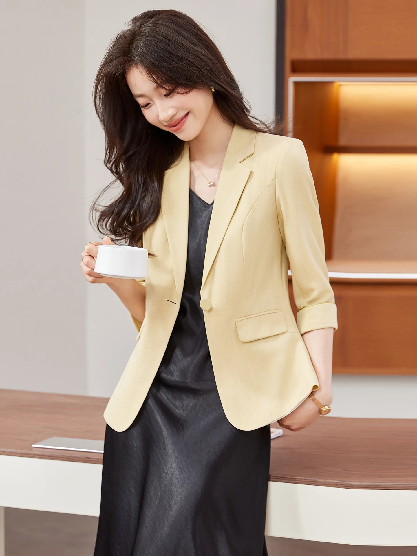 

Spring Yellow Suit Set Women's Slim Fit Two-Piece Suit Casual Commute Busin Sle Button ket Polyester Fiber Anti-Wrink...