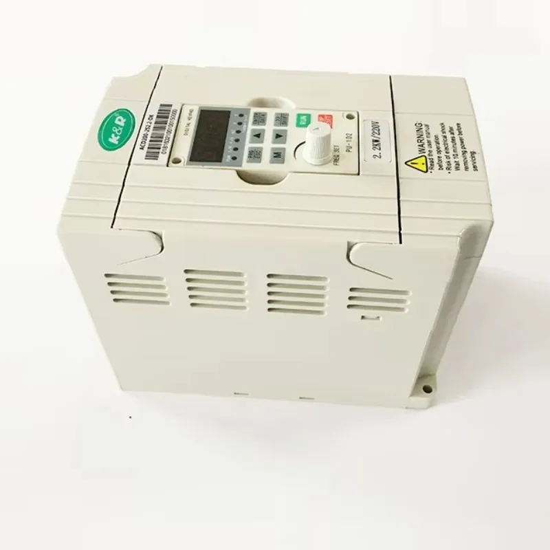 7.5kw 주파수 조절 가능한 스핀들 CNC 기계용 220v 380v 인버터 사용