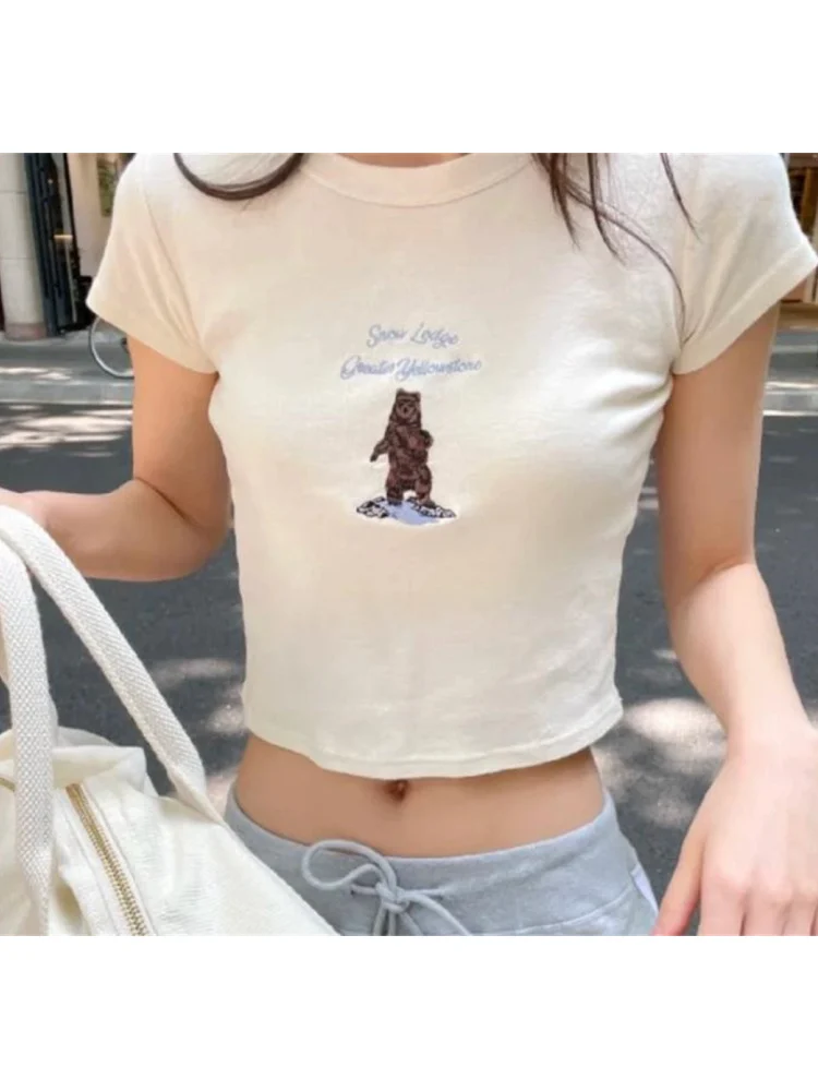 Camisetas informales de algodón suave con bordado de oso de dibujos animados para mujer, Tops elegantes de manga corta con cuello redondo Vintage para verano, 2023