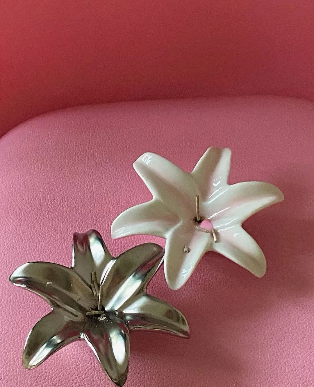 Cute Lily Ceramic Fragrance Insert Seat Line Incense Burner Vertical Incense Insertion Seat  Decoration Aromatherapy Storage