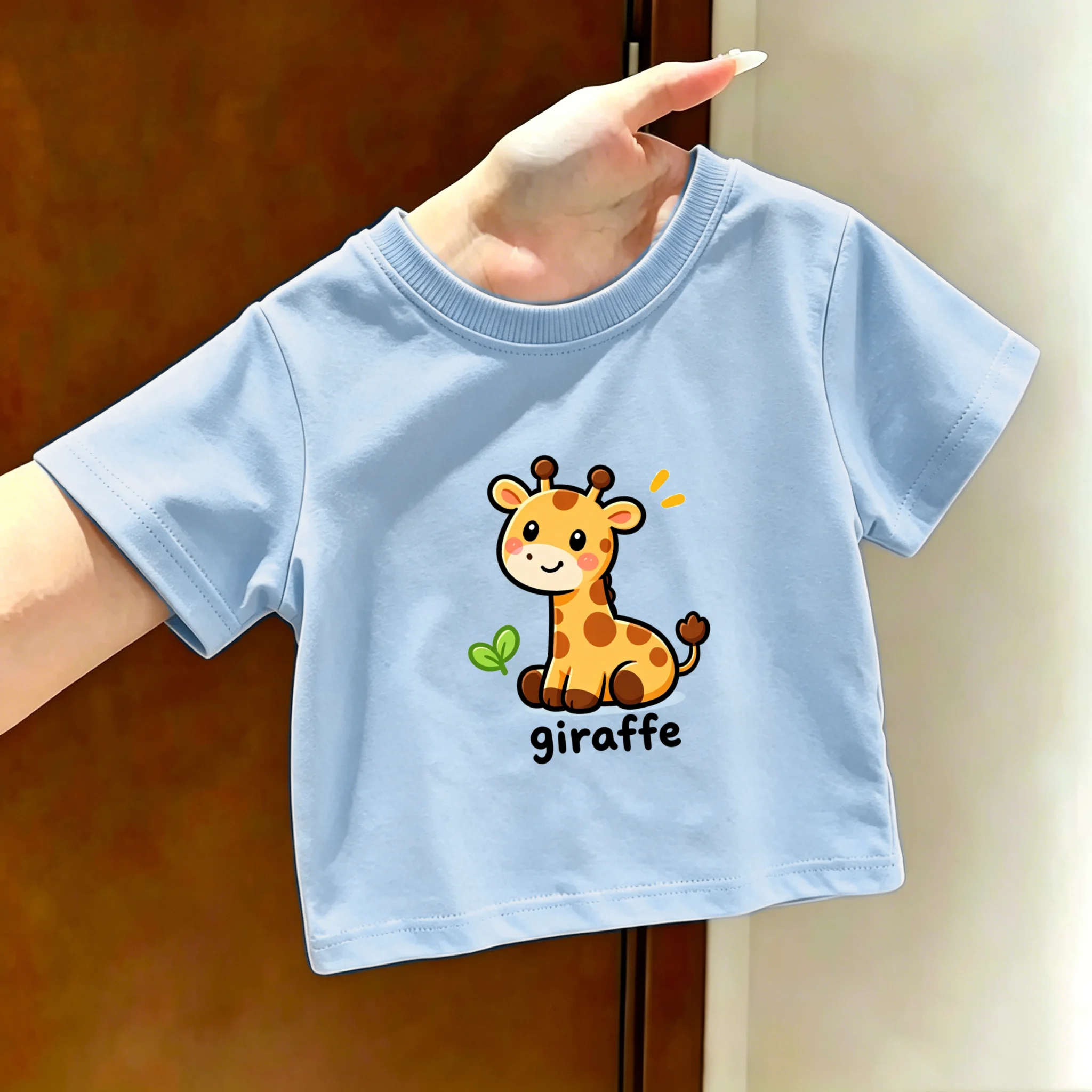 Children's Cartoon Giraffe Short-Sleeved T-Shirt Cotton Loose Fit Boys Girls Summer Top Stylish Casual Clothing