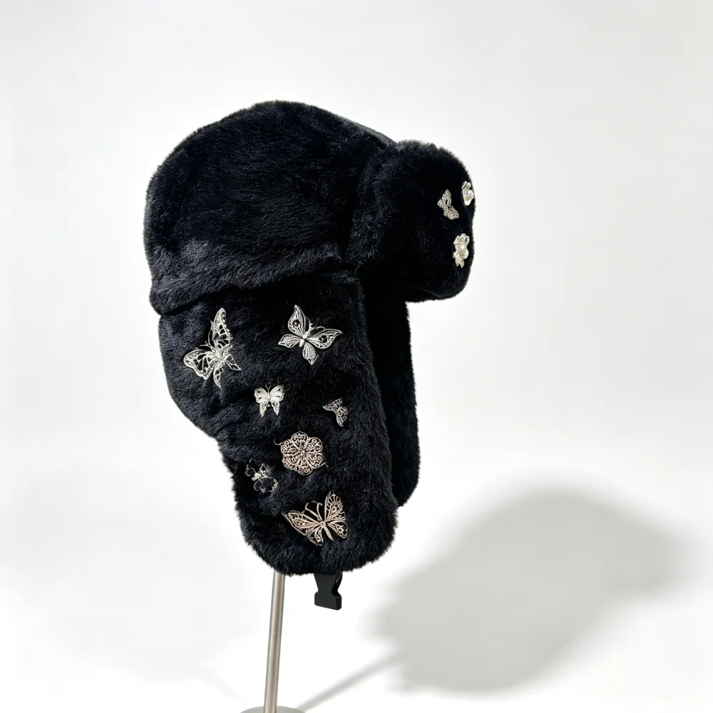 Women's New Autumn and Winter Street Fashion Personality Metal Butterfly Decoration Handmade Heavy-Duty Sewing Ear-Protecting Lei Feng Hat