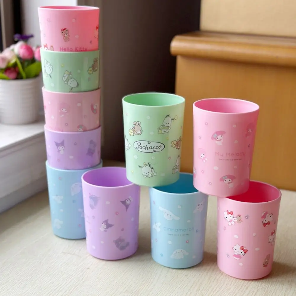 Kawaii Sanrio Toothbrush Kuromi Mouthwash Cup  Cute Hello Kitty My Melody Cinnamoroll Travel Portable Plastic Toothbrush Cup