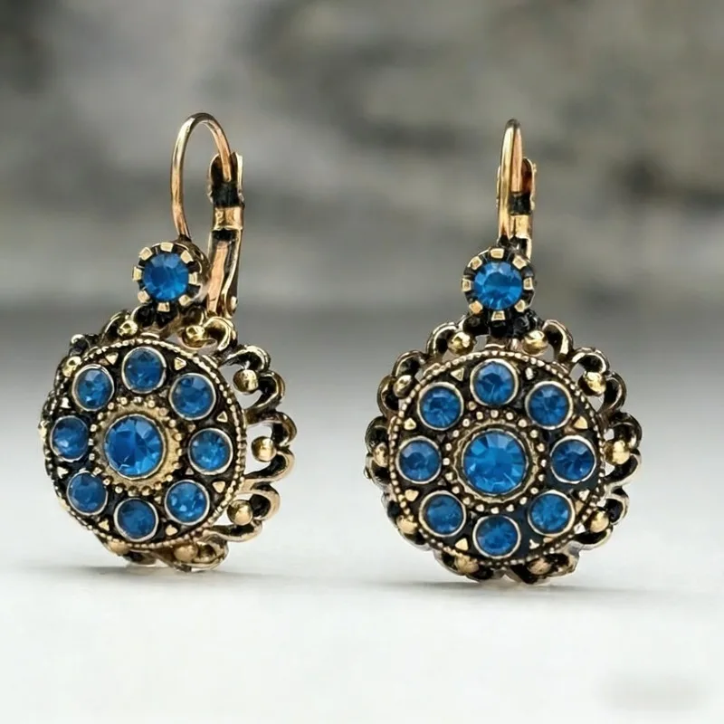 Ästhetische Eingelegte Blaue CZ Hängeohrringe für Damen Trendige Goldfarbene Geometrische Alltags- und Partyschmuck Jubiläumsgeschenk