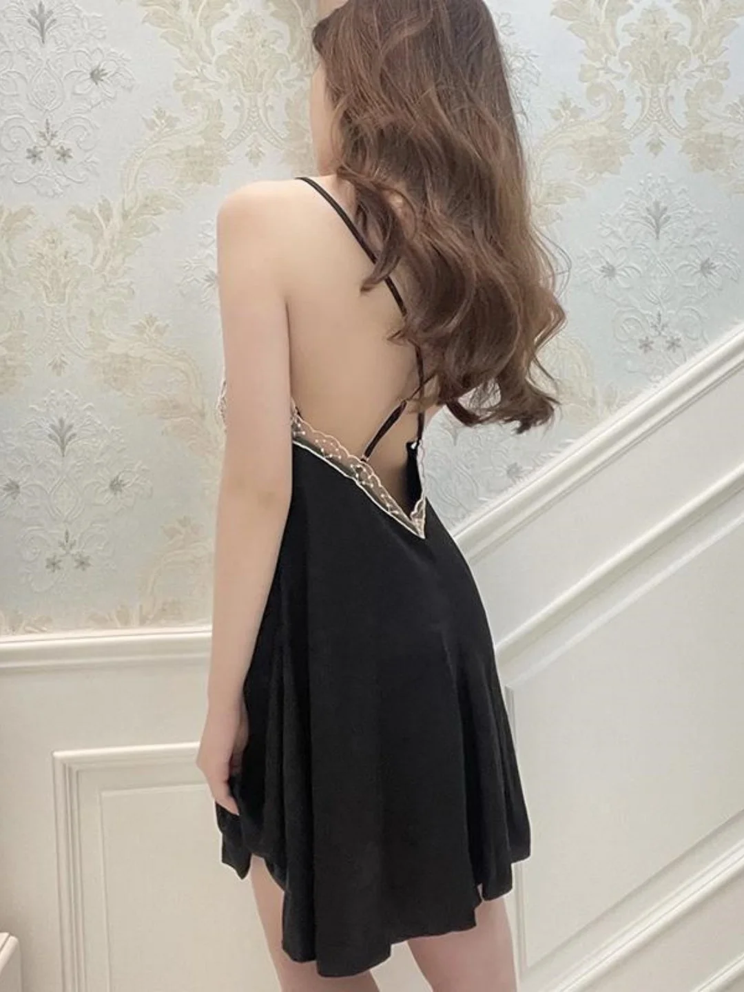 Sexy Lace Patchwork V-Neck Sleeveless Cross Back Thin Home Clothes Nightgown for Young Women Summer Season Sweet Style Short ...