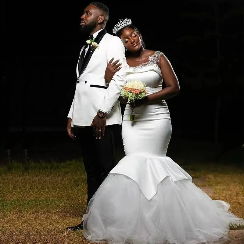 فساتين زفاف مخصصة بأكمام قصيرة وخرز لامع رداء De Mariage 2025 فساتين زفاف ريفية أفريقية