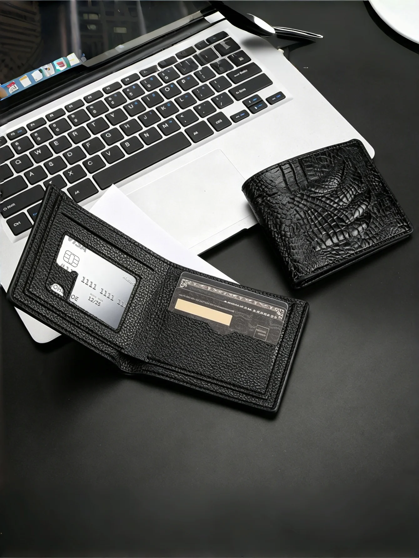 Men's 3D Crocodile Embossed Bifold Wallet, Slim Short PU Leather Billfold with Zipper Coin Pocket, Multi Card Slots & ID Window