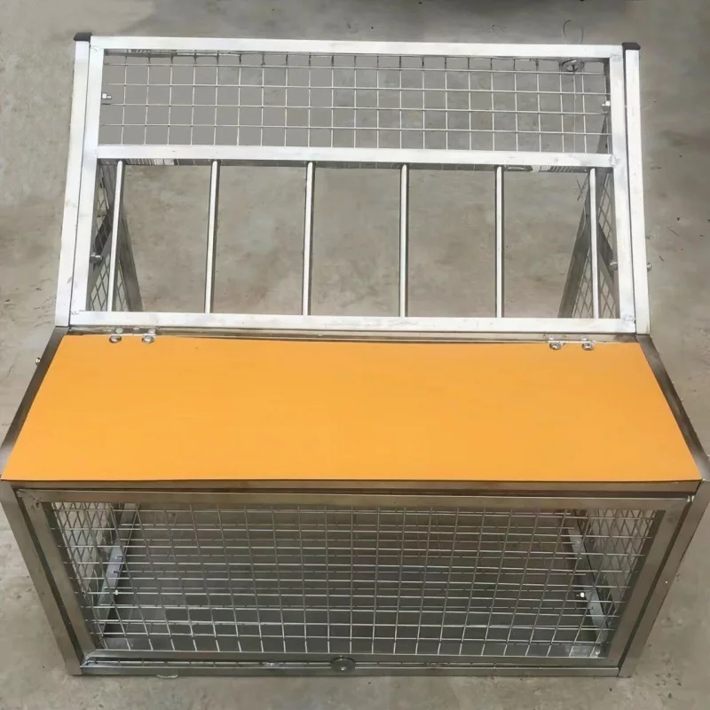 

Stainless steel jump cage for flying pigeons with a T-trap door, an outdoor metal cage that can fly in and out.