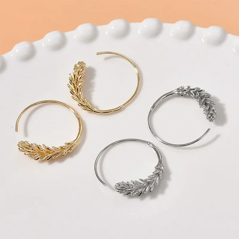 Pair Korean Ear of Wheat Metal Circle Hoop Earrings Hook Jewelry for Women Fashion Vintage Personality Party Wholesale