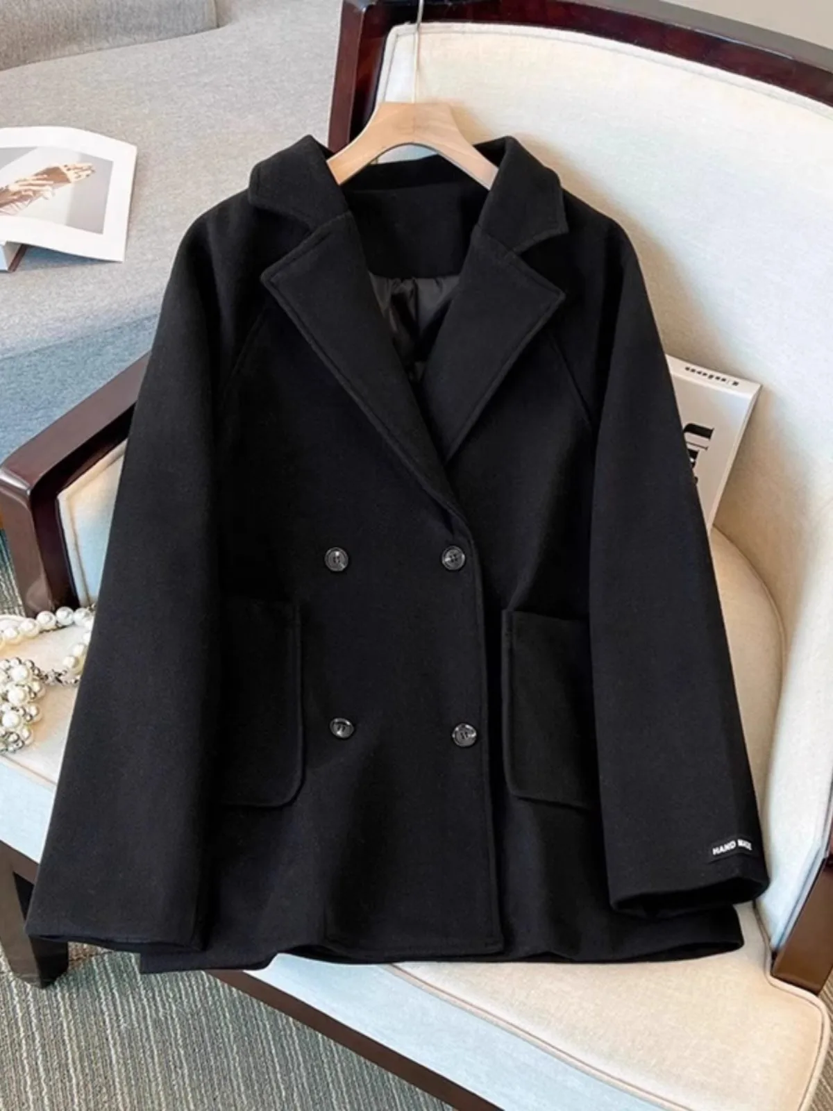 Women\'s Fall/Winter Retro Casual Cropped Woolen Blazer Coat French Style Commuter Double-breasted Suit Collar Woolen Jacket Coat