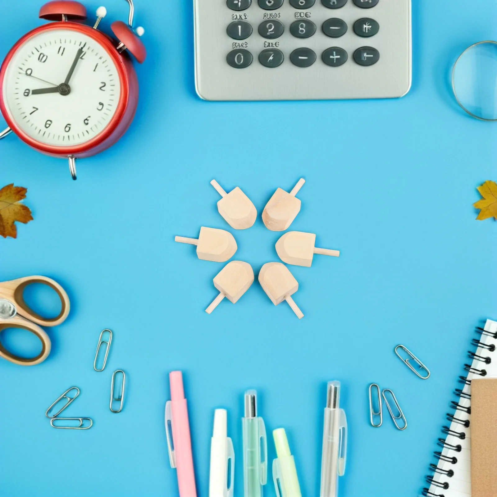 

20Pcs Wooden Hanukkah Dreidel Unfinished Natural Wood Spinning Tops 1.61x0.71 Inch DIY Craft Projects Decorative Spinning Gyro