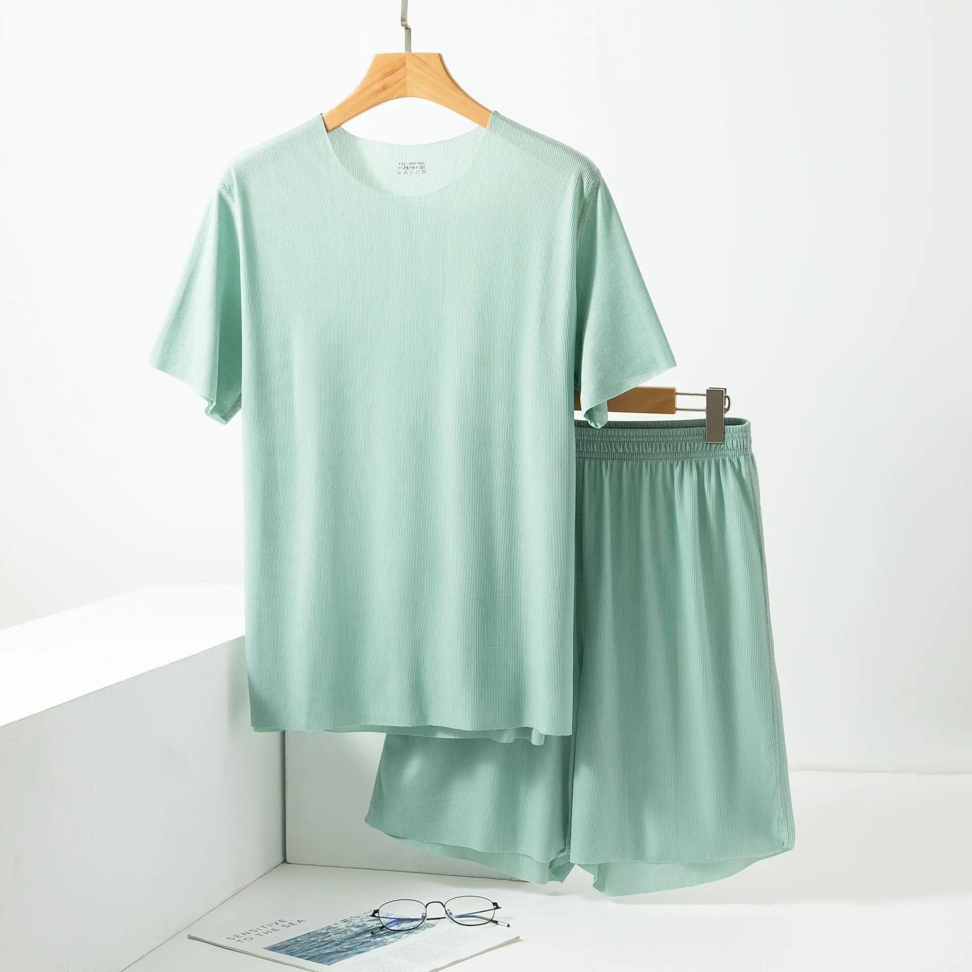 Men-lake green-solid color
