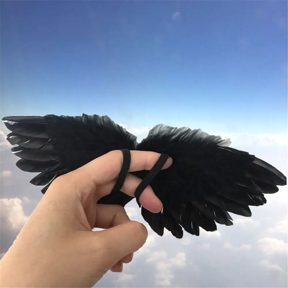 Puntelli ala bianca nera Regalo di compleanno Ala d'angelo Vestiti per bambole Ala Mini piuma San Valentino