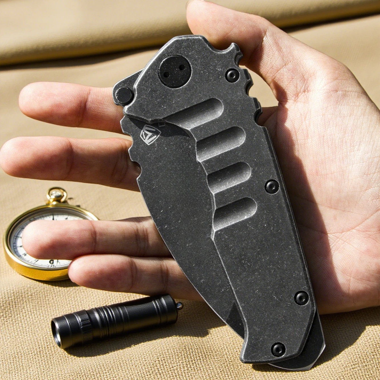 Medford - Składany nóż ze stali D2 o wysokiej twardości, narzędzie do biwakowania, wspinaczki górskiej i wędkowania w dziczy.